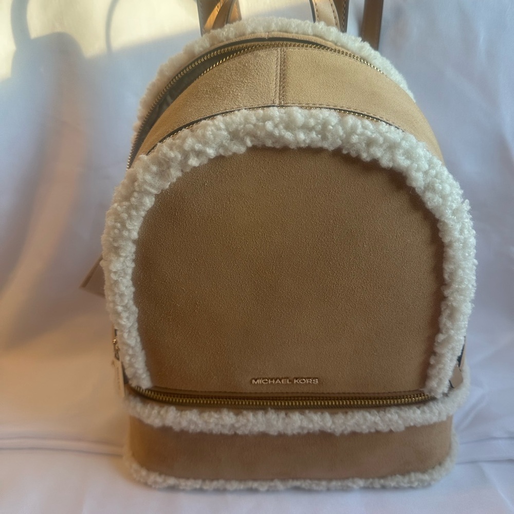 Michael Kors Rhea Medium Zip Peanut Backpack with Shearling Accents - Picture 3 of 5